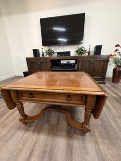 Coffee & Side Table