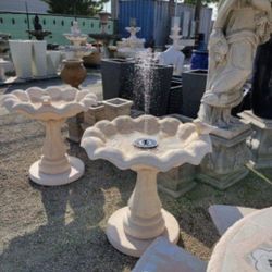 Concrete Birdbath / Cement Backyard Garden Outdoor Birdbath or Fountain or Planter Pot