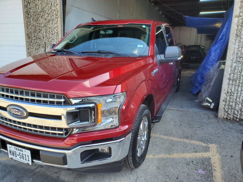 Protect your Truck today with a spray in bedliner professional installation