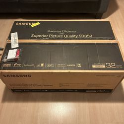 Samsung 32” SD850 Monitor