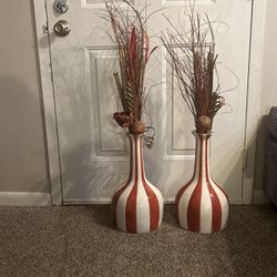 2 Ceramic Vases 