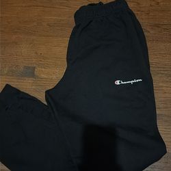 Mens clothes size large Champion joggers / sweats