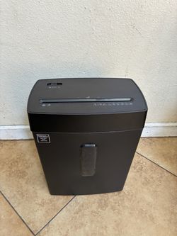 Essentials Powershred HH-8C 8-Sheet Cross Cut Shredder