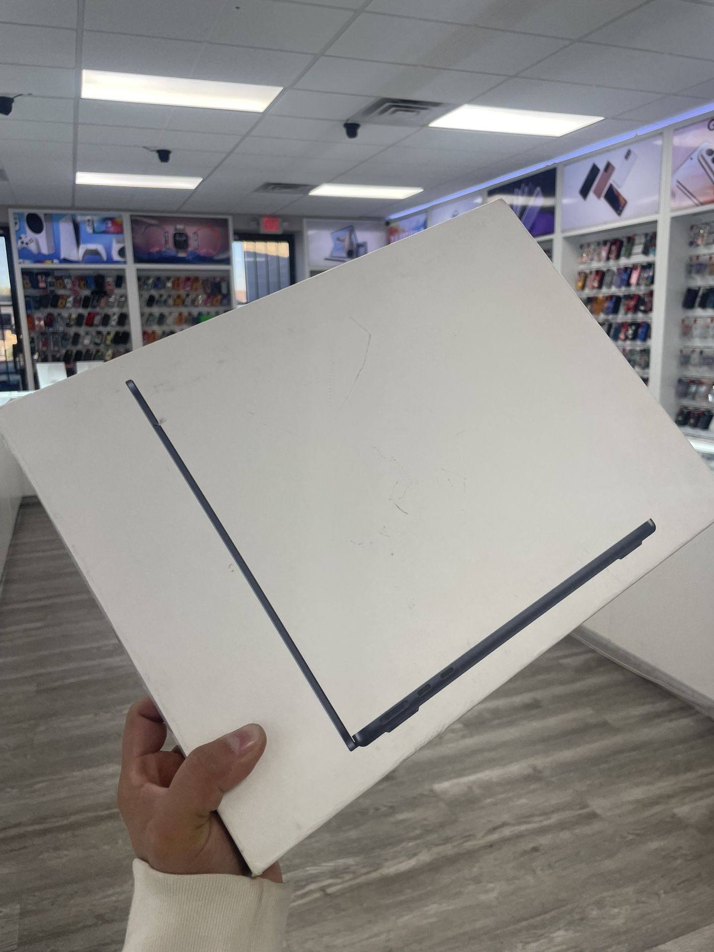 13 Inch MacBook Air With Apple M2 Chip 256gb 8gb Ram