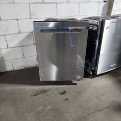 New Whirlpool Stainless Steel Dishwasher