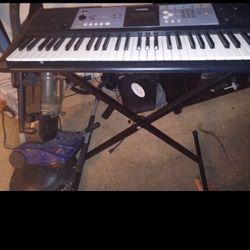 Keyboard With Stand.