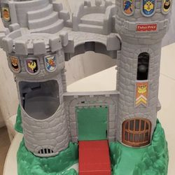 FISHER PRICE CASTLE 