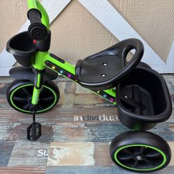 Kids Tricycle with Colorful LED Lights for Toddlers 1-3 Years, Stable 3-Wheel Design & Storage Basket for Fun Indoor Outdoor Ride, Gift for Baby Boy G