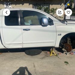 Nissan Titan Truck