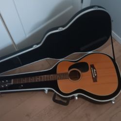 Gamma Acoustic Guitar 