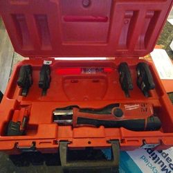 Milwaukee m12 Force Copper Pro Press Tool