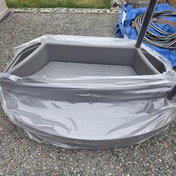 Hottub Stairs With Railing, New
