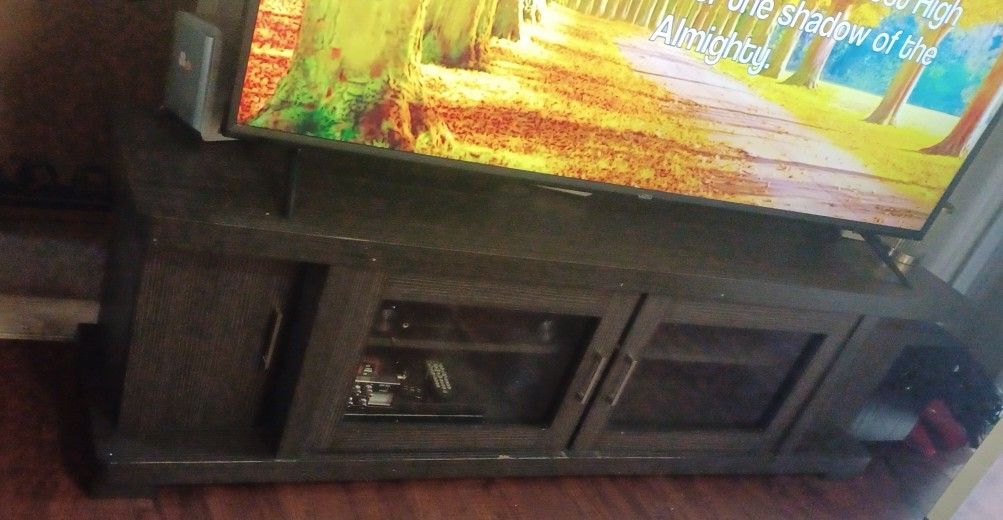 Tv Stand for Sale in Bellflower, CA OfferUp