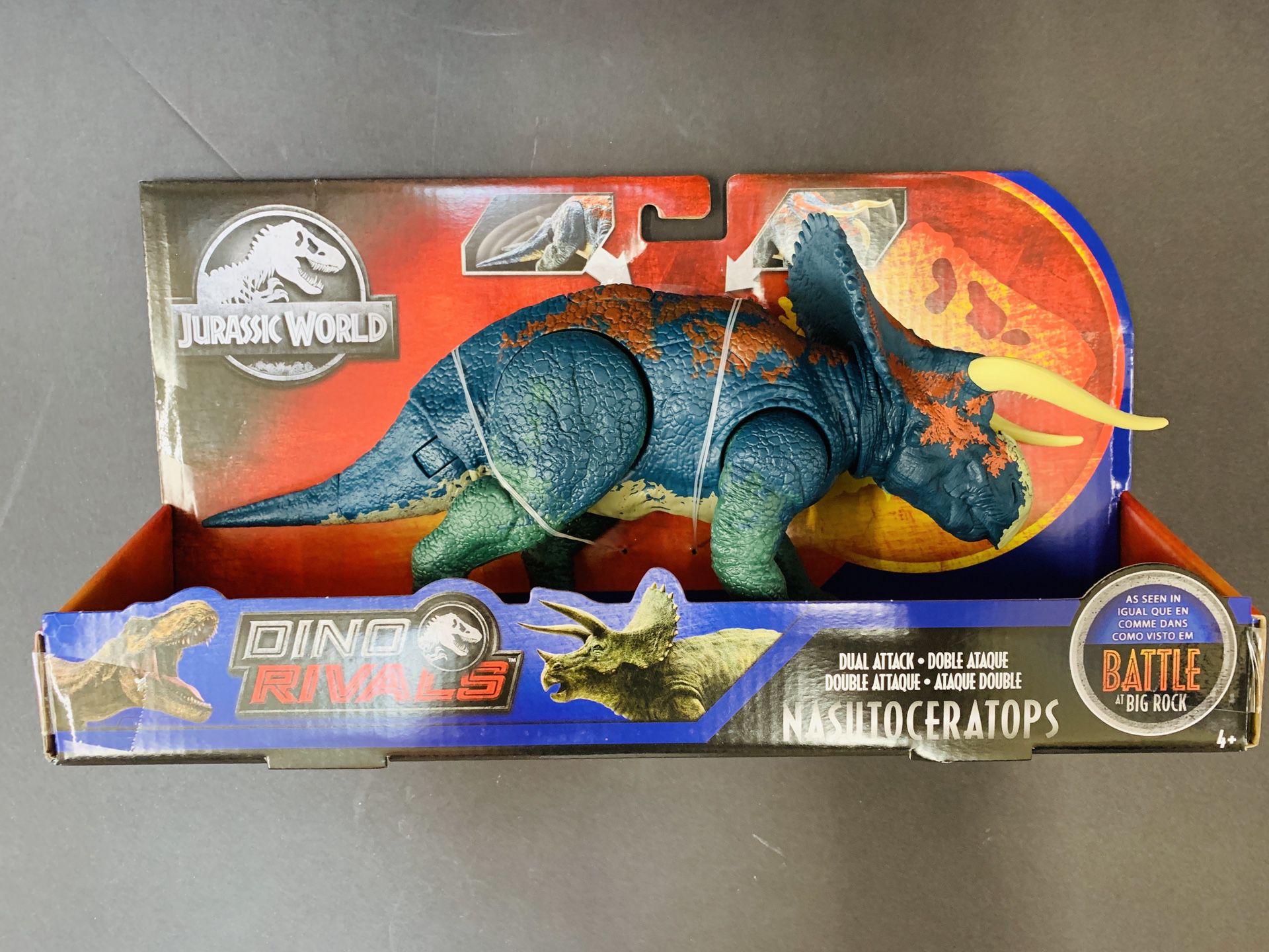 Jurassic World Nasutoceratops Dino Rivals Battle at Big Rock