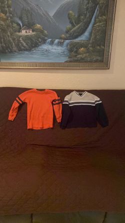 Boys bundle of sweaters 5/6