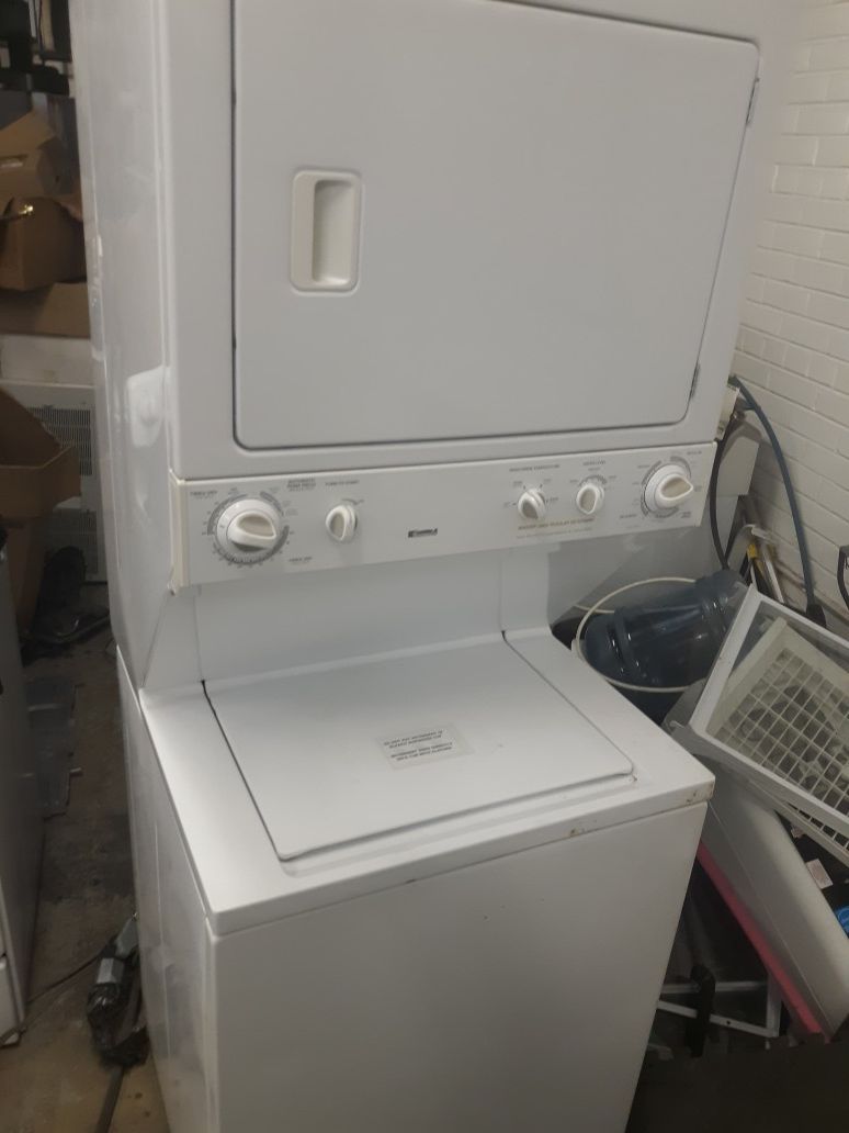 BEAUTIFUL 27 INCH 1 PIECE STACK WASHER AND DRYER KENMORE