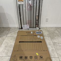 Extra Tall Pet Gate / Baby Gate - Fits Openings 28.9” - 42.1”