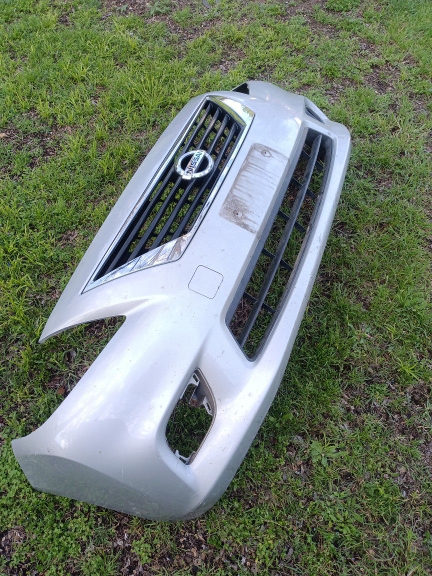 12-14 Nissan Versa Front Bumper 