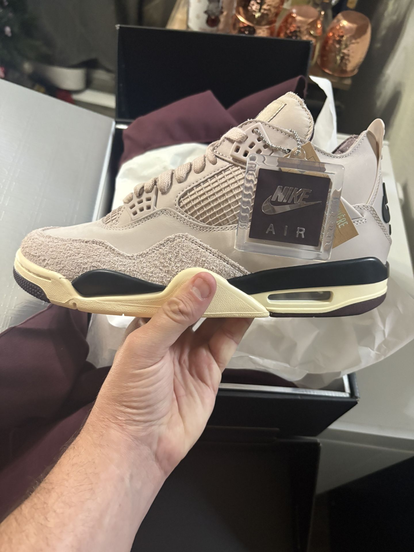 Jordan 4 A Ma Maniere 
