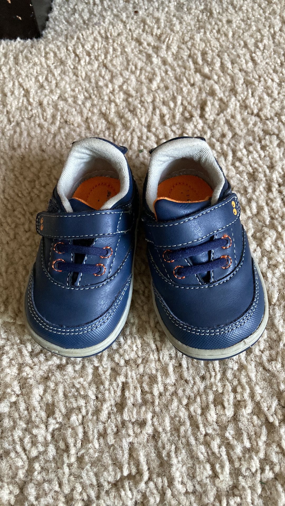 Baby shoes Sz4