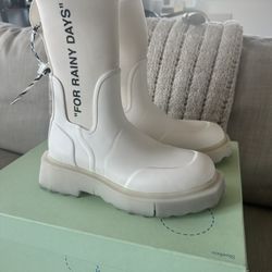 Off White- Rainy day Boots 