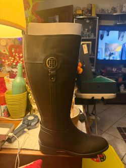 NIB Tommy Hilfiger Women’s Riding Boots - Size 8.5 MWC (Dark Brown)
