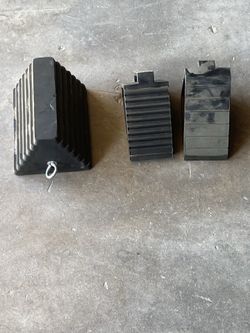 Car stoppers or pallet jack stoppers
