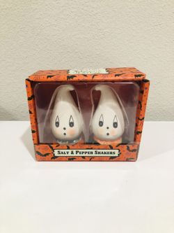 Johanna Parker Gus The Ghost Salt And Pepper Shakers 