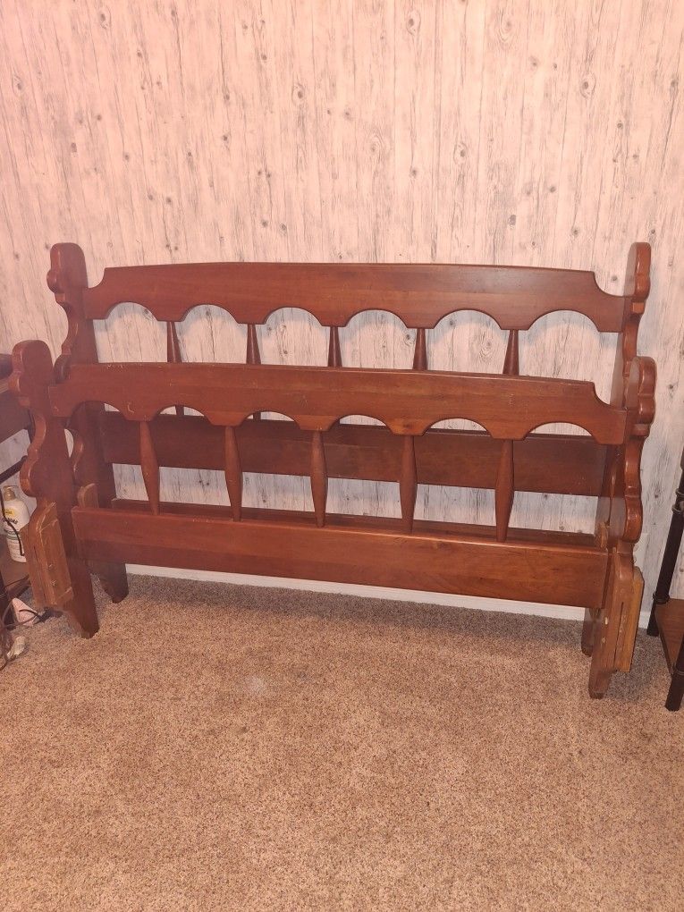 Full-size Cherry Wood Bedframe