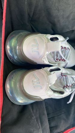 Nike Air Max 270
Men's Shoes size 13 exelent conditions