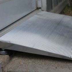 Adjustable Door Ramp / Rampa Adjustable 