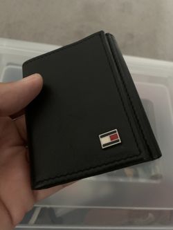 Leather trifold wallet