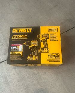 DeWalt 20V Atomic 2-Tool Combo Kit DCK225D2