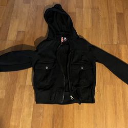 Cropped Black Zip Up Hoody
