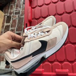 Nikes 