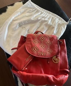 Michael Kors  Riley Large Studded Pebble Leather Backpack Dark Sangria