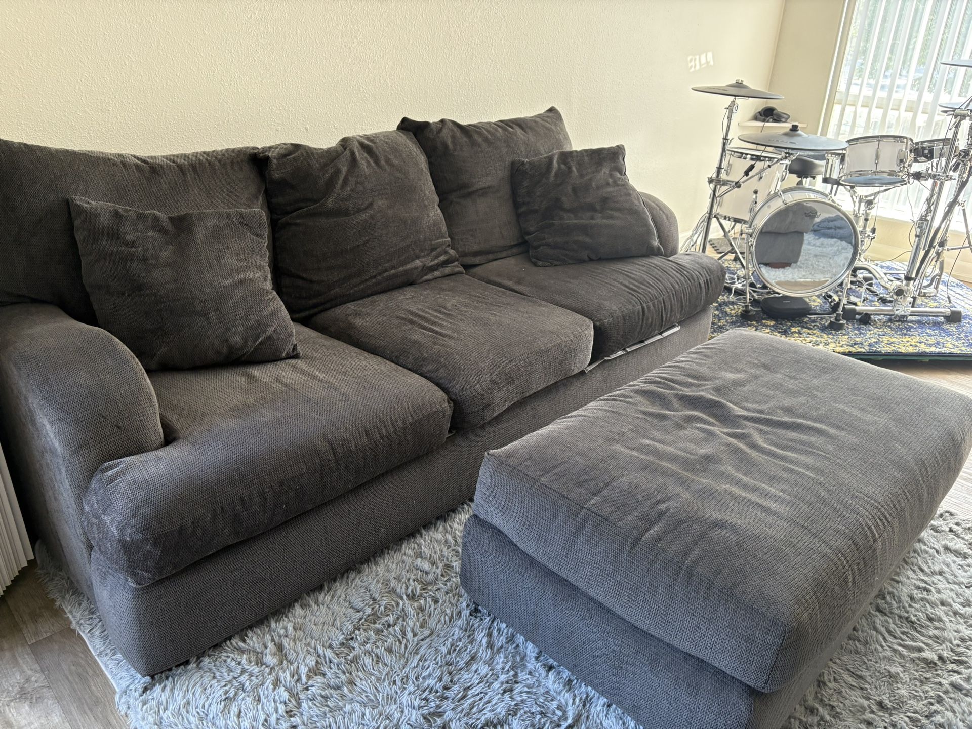 Sofa + Ottoman 