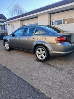 2013 Dodge Avenger 118,000 miles