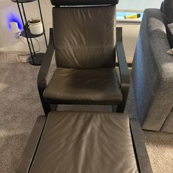 Set Of 2 IKEA Poang With Footrest 