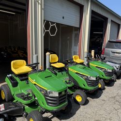 John Deere Riding Mowers 