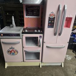 Toy Kitchen