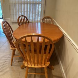 Dinning Table Set With Four Chairs 