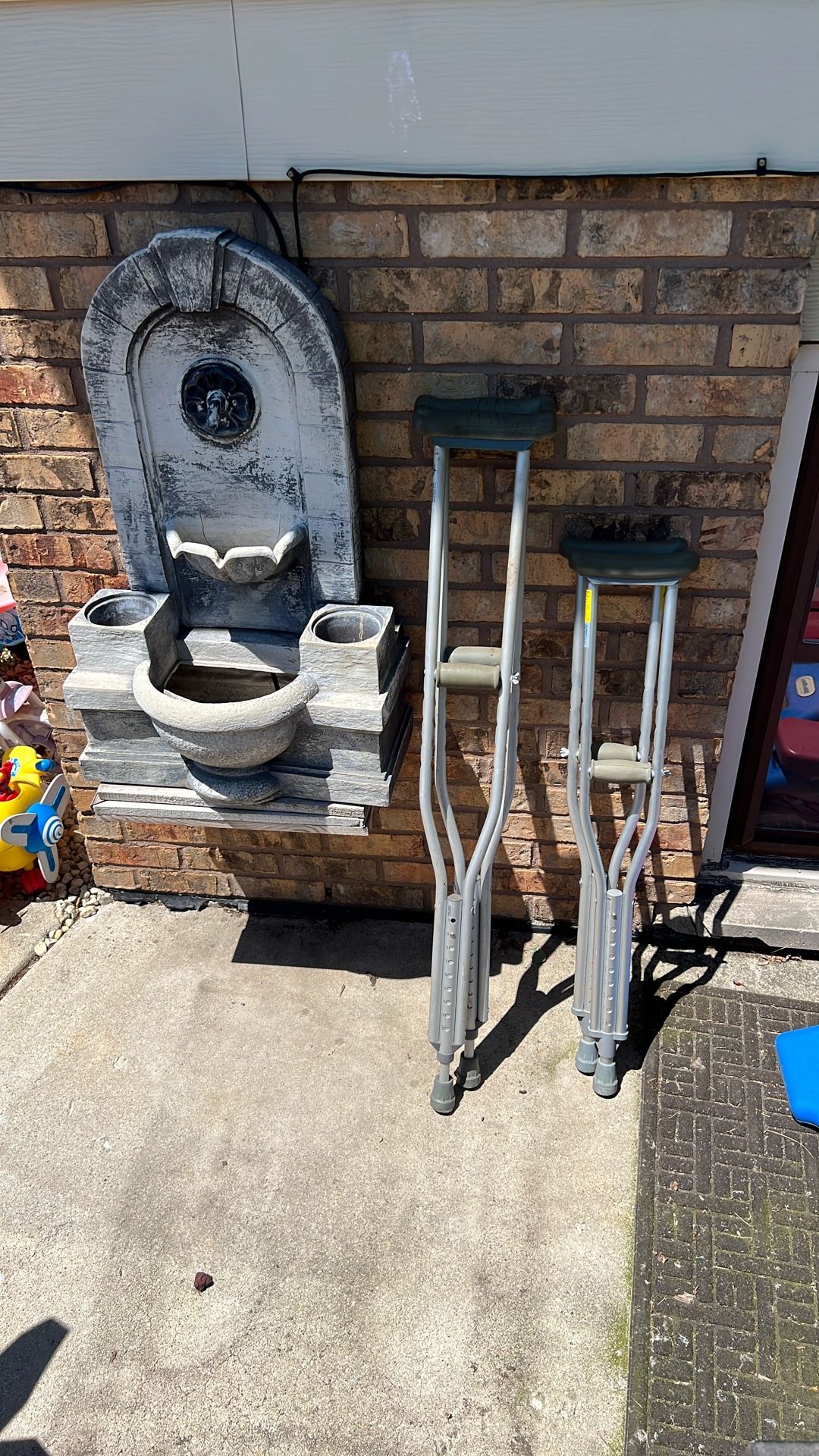 Adult and children crutches