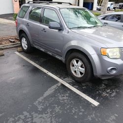 2008 FORD ESCAPE