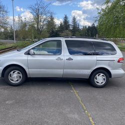 2003 Toyota Sienna