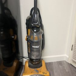 Vacuum cleaner 