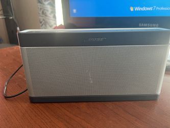 Bose SoundLink III Wireless Bluetooth Mobile Speaker Black