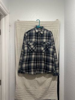 medium grizzly mountain jacket/sweater