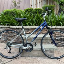 Trek Multi-Track 7300 Hybrid Bike