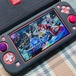 Nintendo Switch Lite Pink 32GB System Console With Charger/Extras Tested/Works!